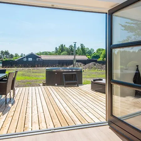 Holiday home Holiday Xlviii *